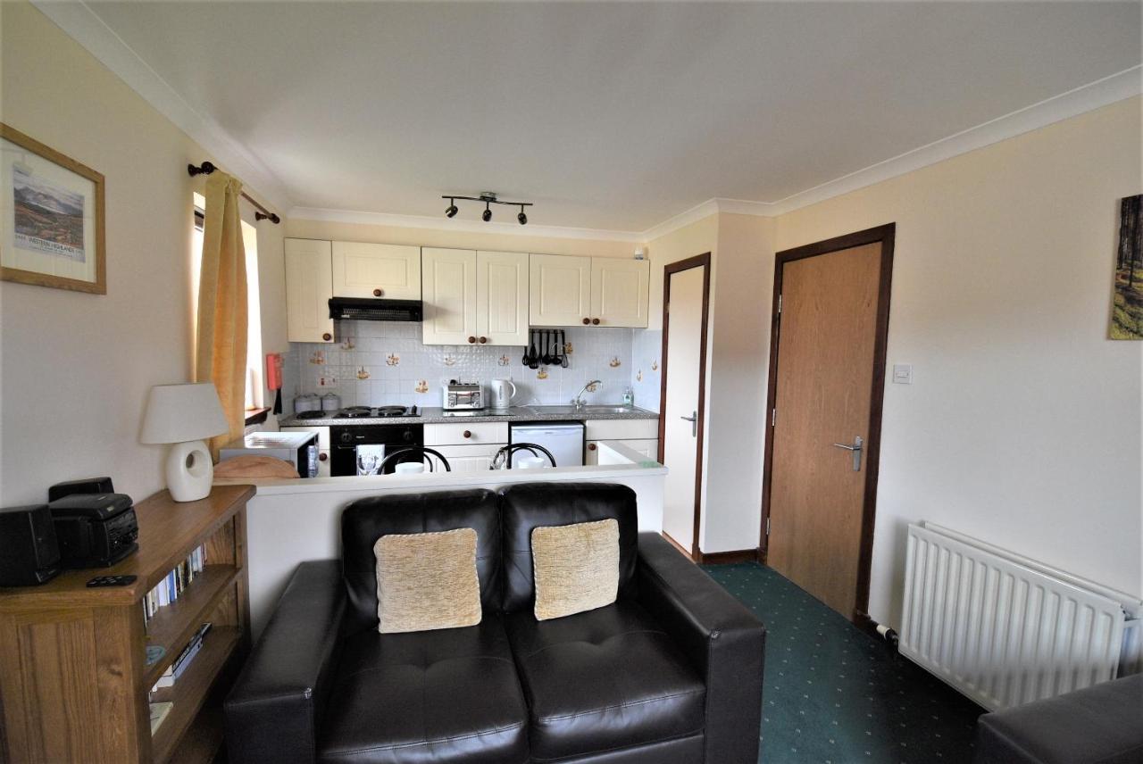 Balcarres Self Catering Apartment ฟอร์ตวิลเลียม ภายนอก รูปภาพ
